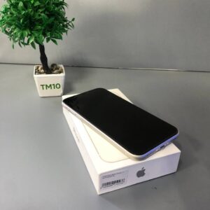 Мобильный телефон Iphone 11  64
